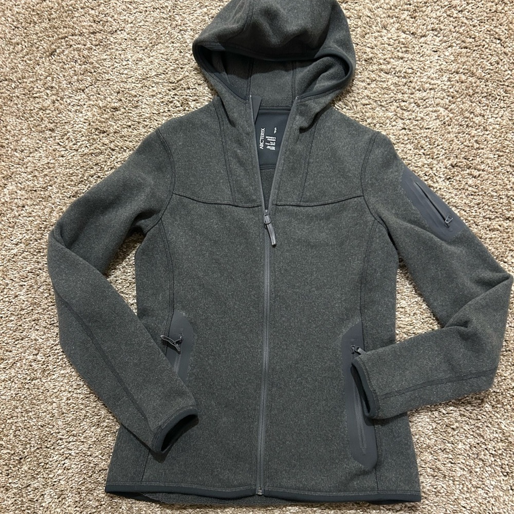 Arc’teryx full zip fleece